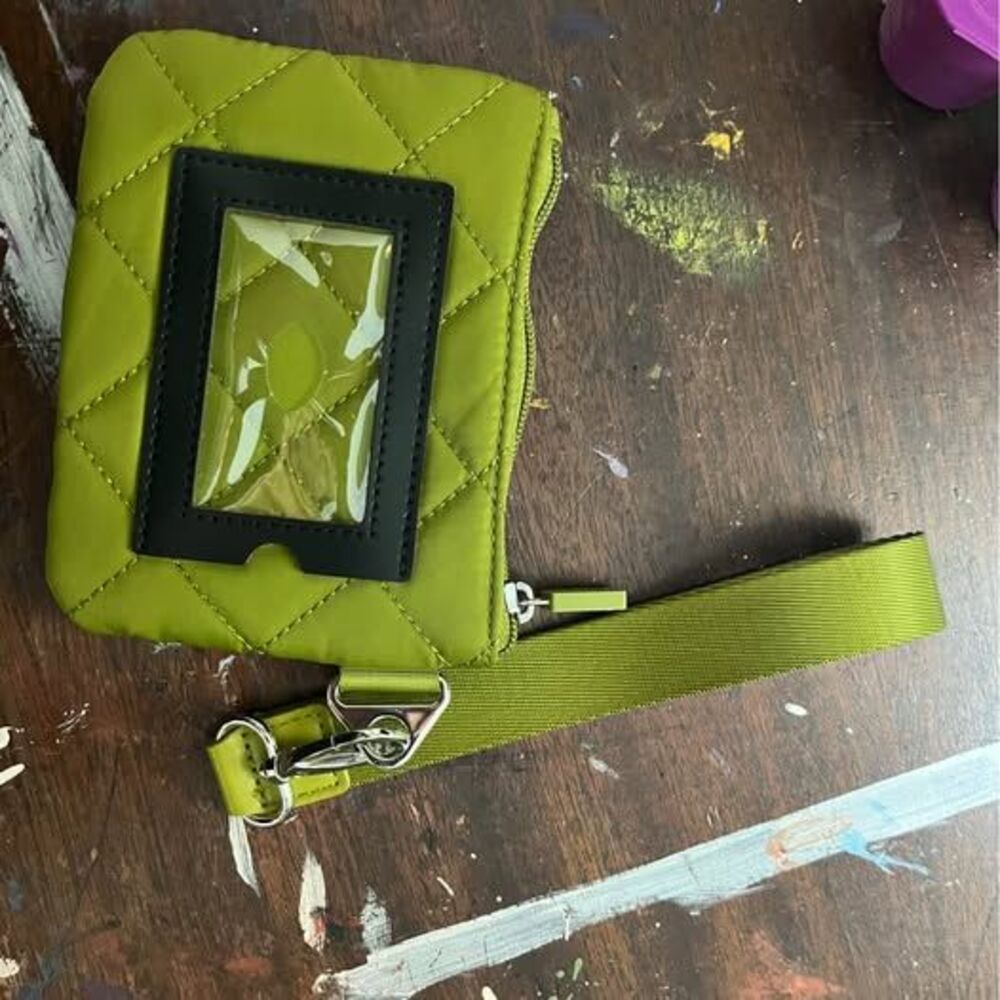 IHKWIP Quilted Wristlet Wallet
